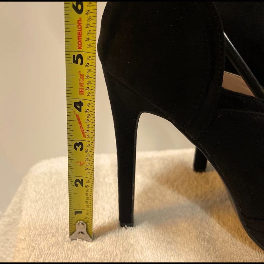 Journee Collection Adley Heels NIB - Picture 6 of 7